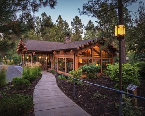 Seventh Mountain Resort Bend Bagian luar foto