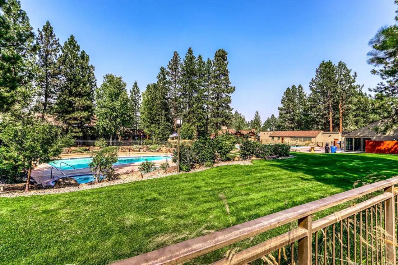 Seventh Mountain Resort Bend Bagian luar foto