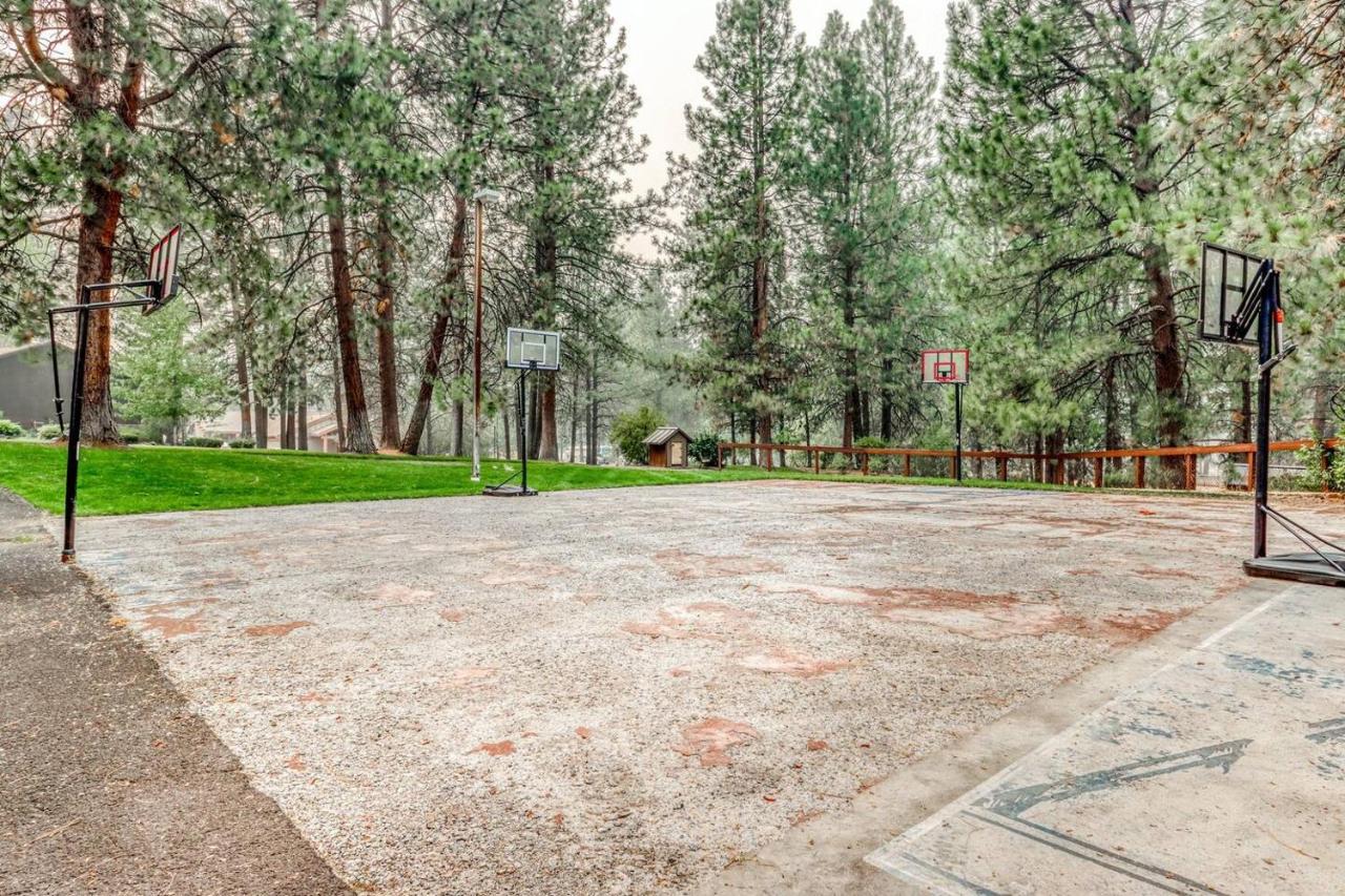 Seventh Mountain Resort Bend Bagian luar foto