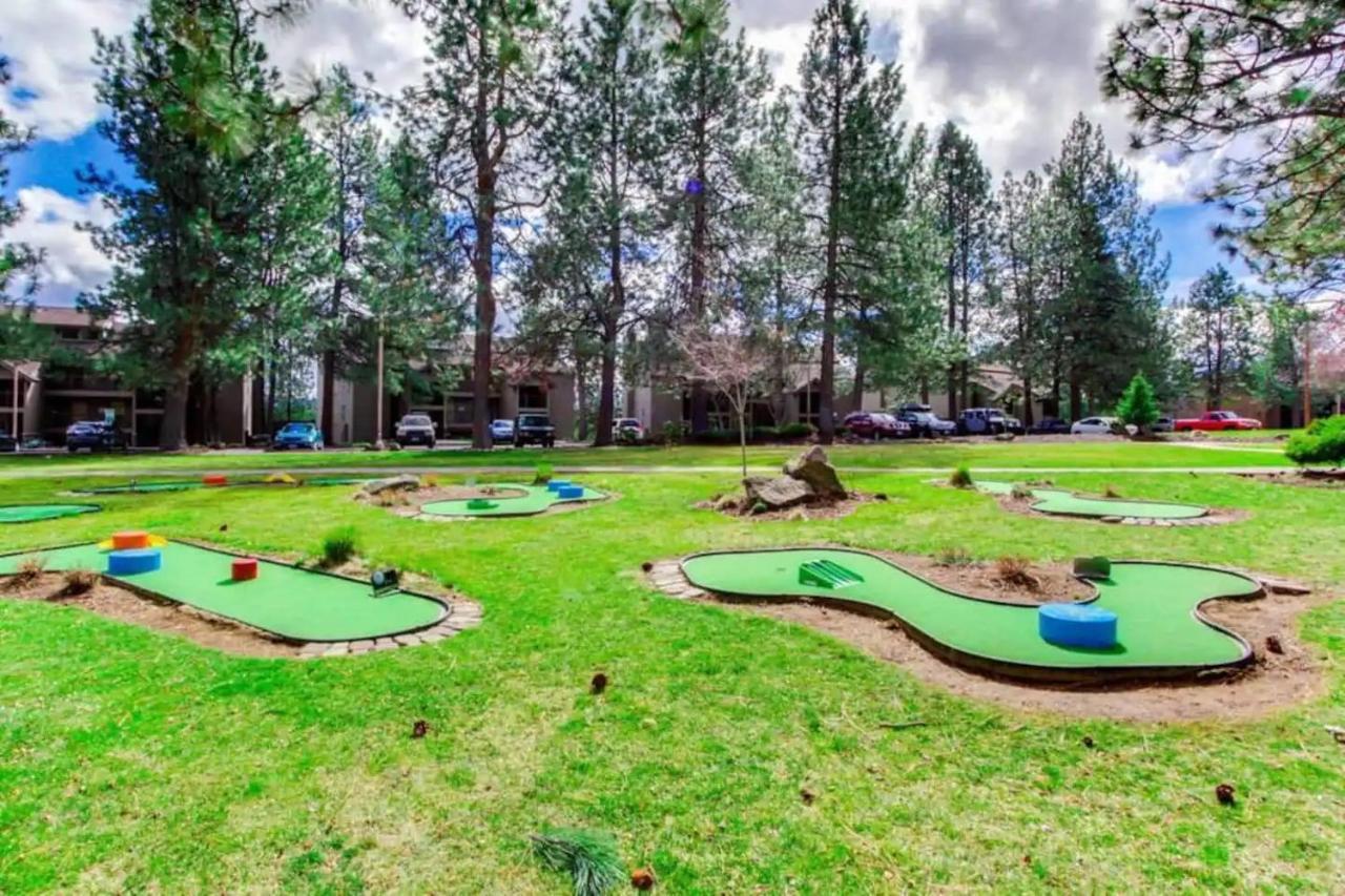Seventh Mountain Resort Bend Bagian luar foto