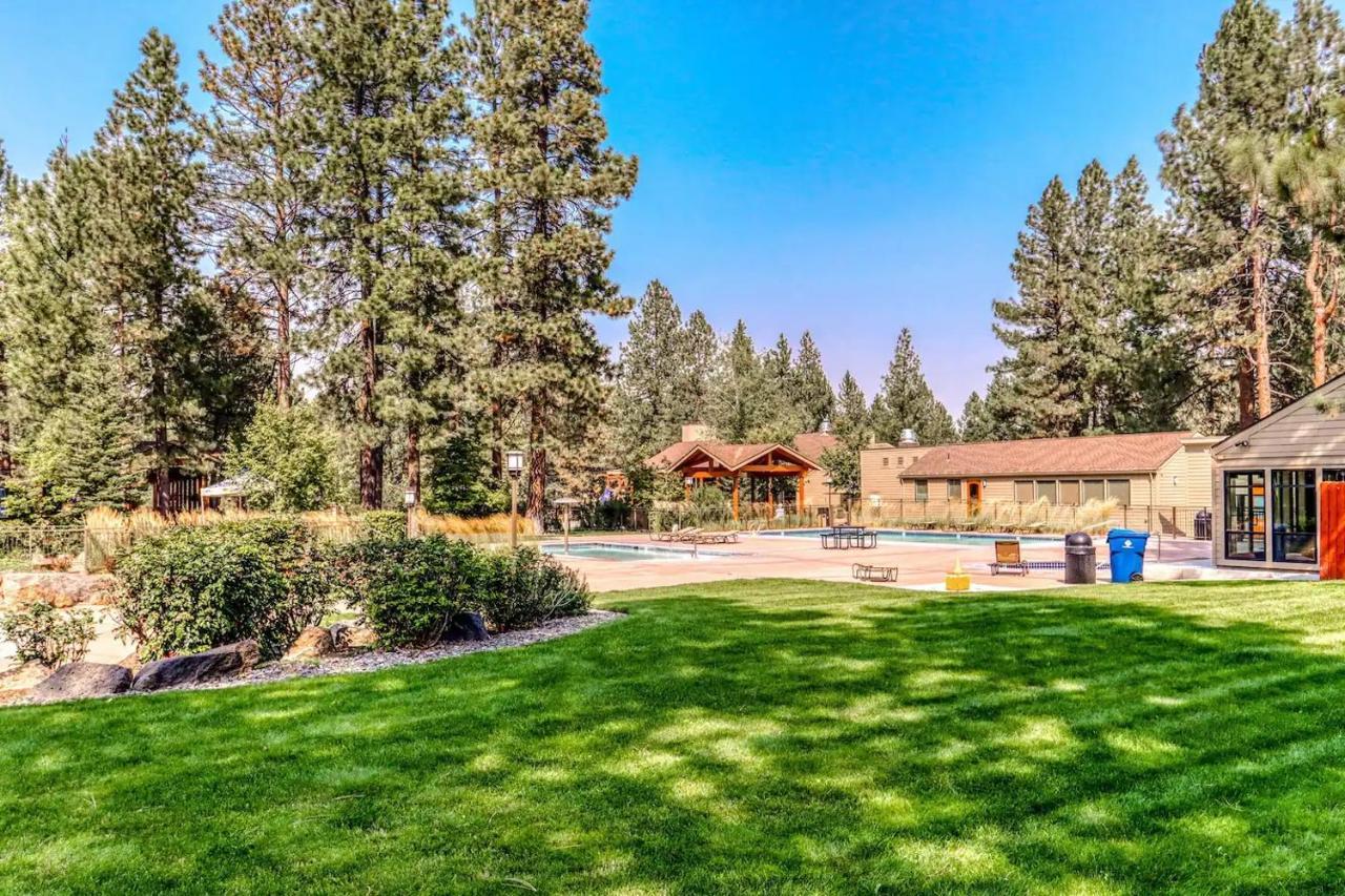 Seventh Mountain Resort Bend Bagian luar foto