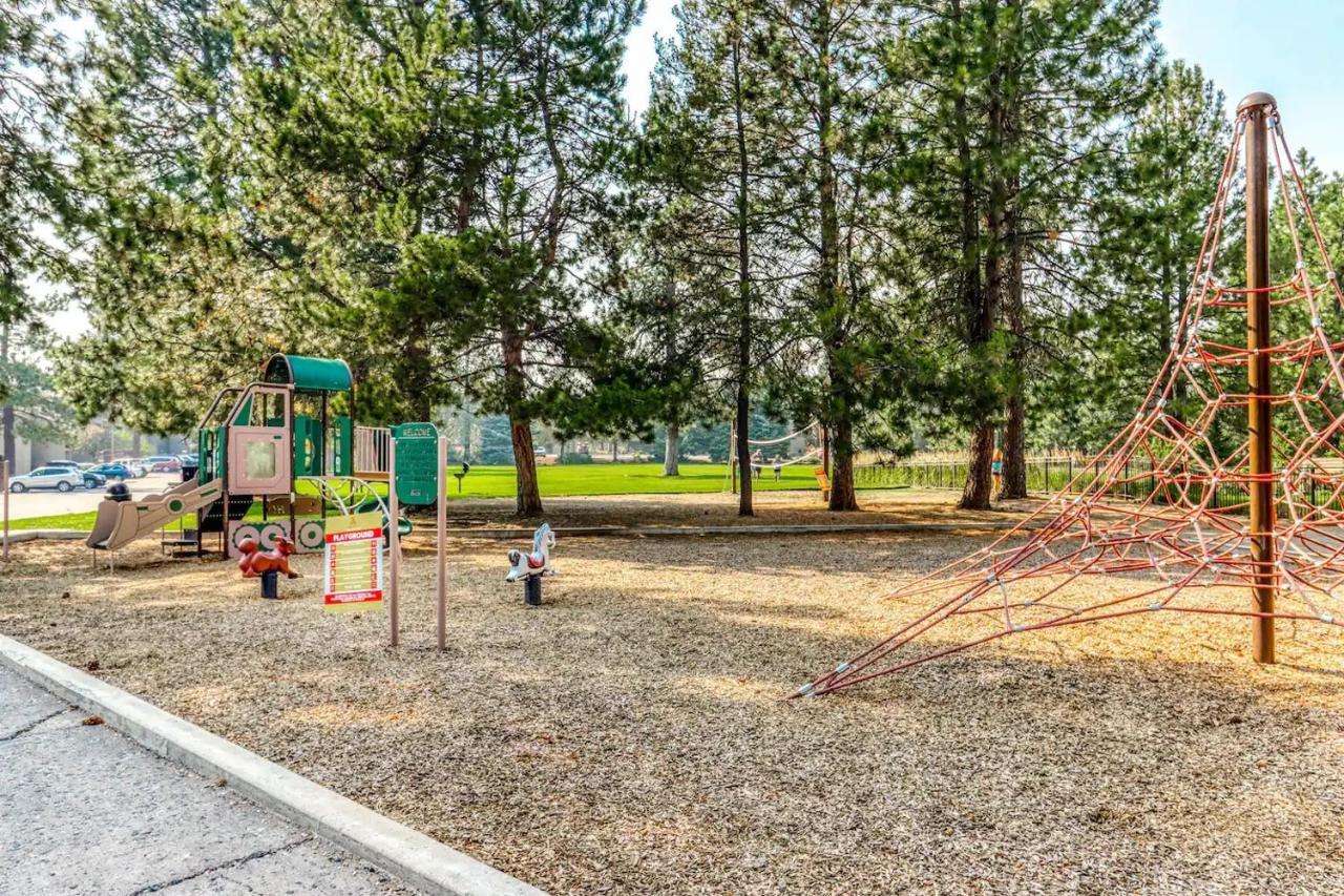 Seventh Mountain Resort Bend Bagian luar foto